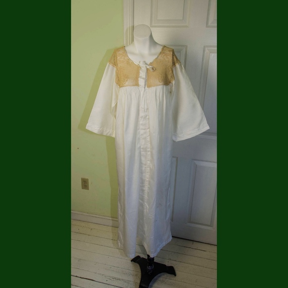 1920s inspired nightgowns